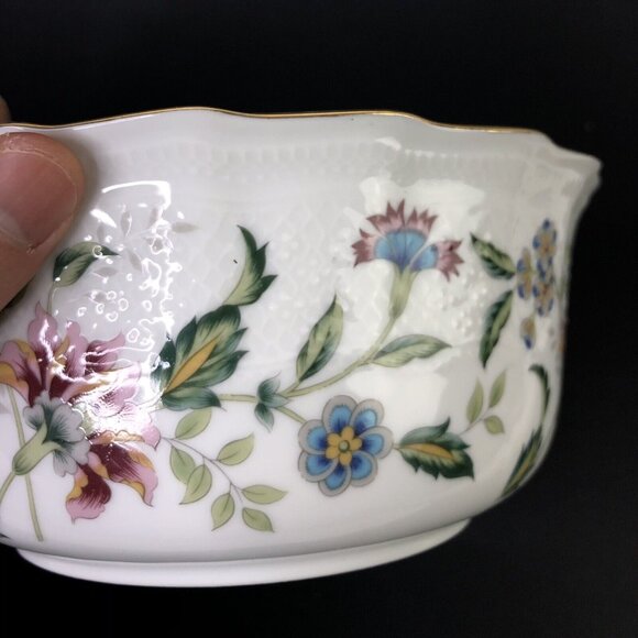 Andrea by Sadek Japan Round Serving Soup Bowl Floral Embossed Gold Trim Cottage - Picture 10 of 10